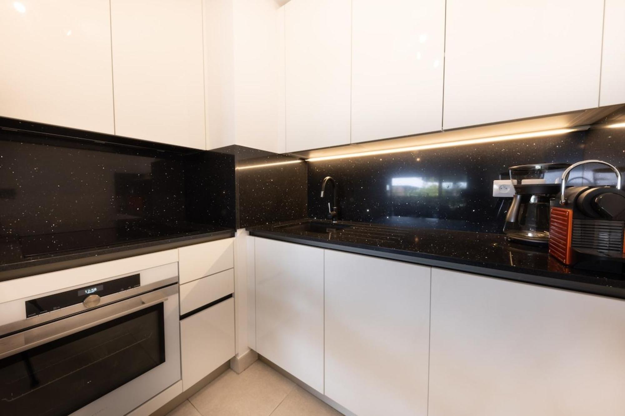 06Ah - Superb Waterfront T2 - Swimming Pool Apartment Villeneuve-Loubet Exterior photo